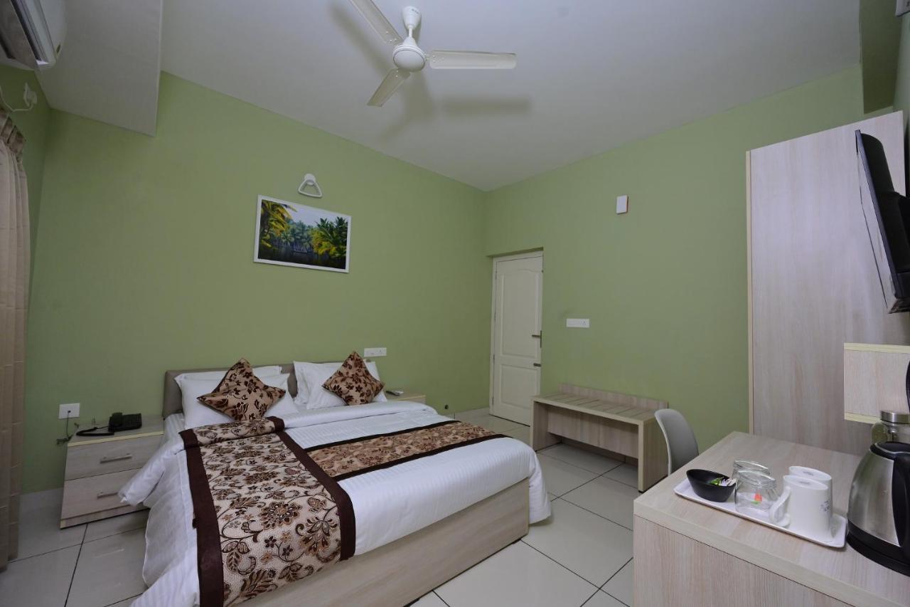 Rg'S The 4Th Residency Otel Thiruvananthapuram Dış mekan fotoğraf